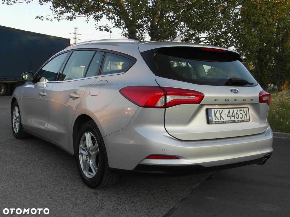 Ford Focus 1.5 EcoBlue Start-Stopp-System COOL&CONNECT - 4