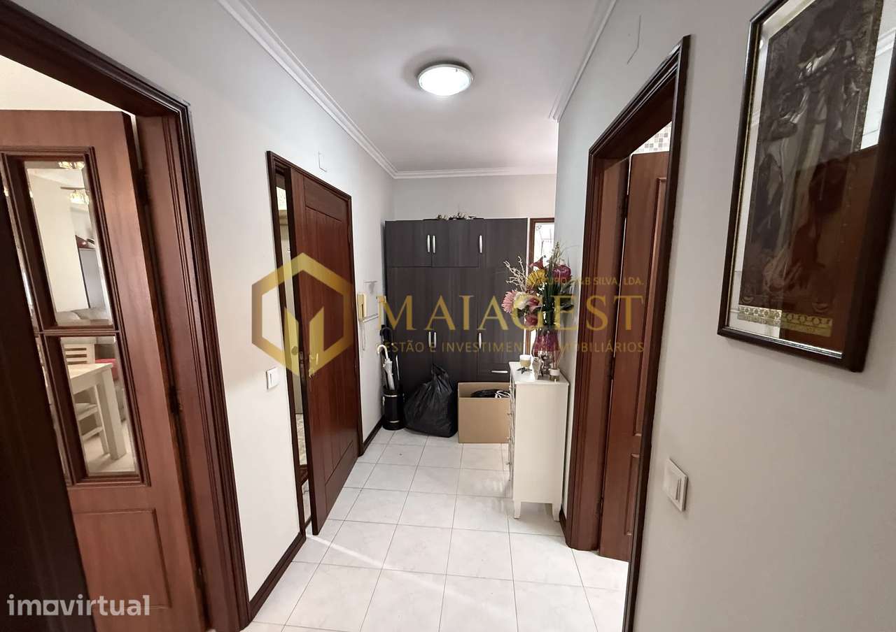 Apartamento T2 com Terraço de 25 m² em Vila Nova de Gaia - Grande imagem: 2/21