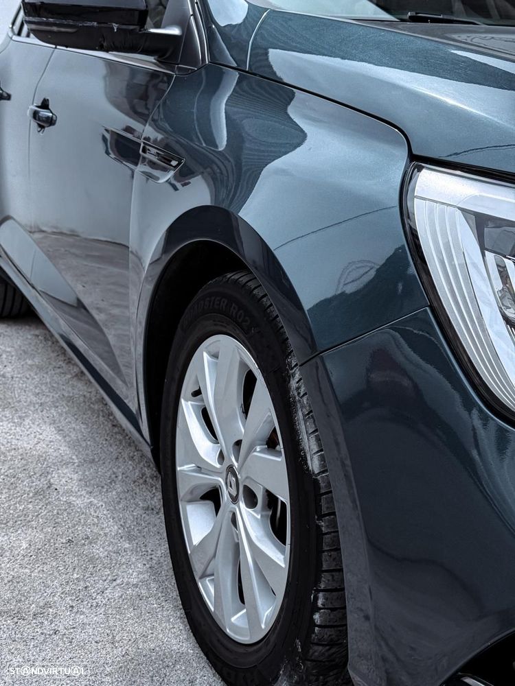 Renault Mégane Sport Tourer 1.5 dCi Limited - 4