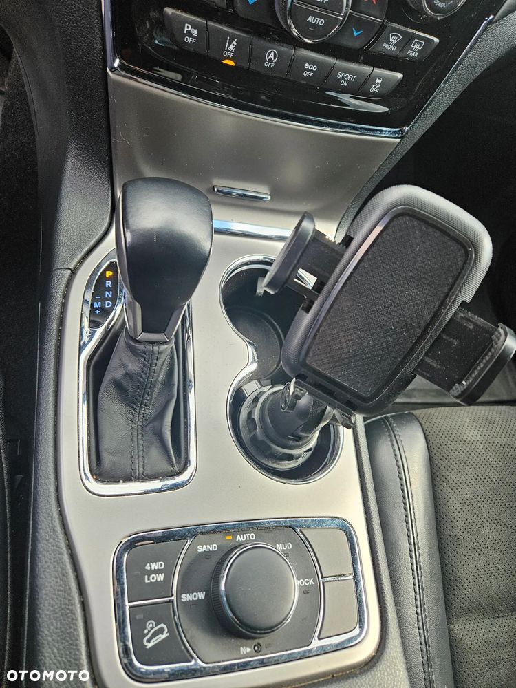 Jeep Grand Cherokee - 13