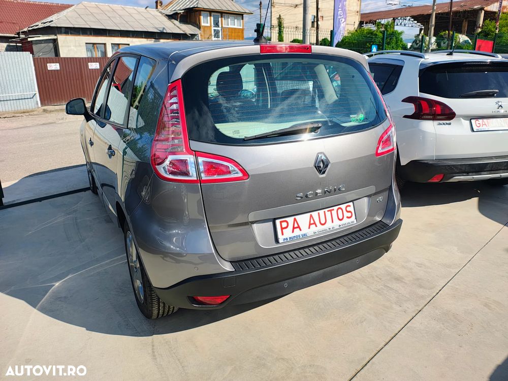 Renault Scenic - 19