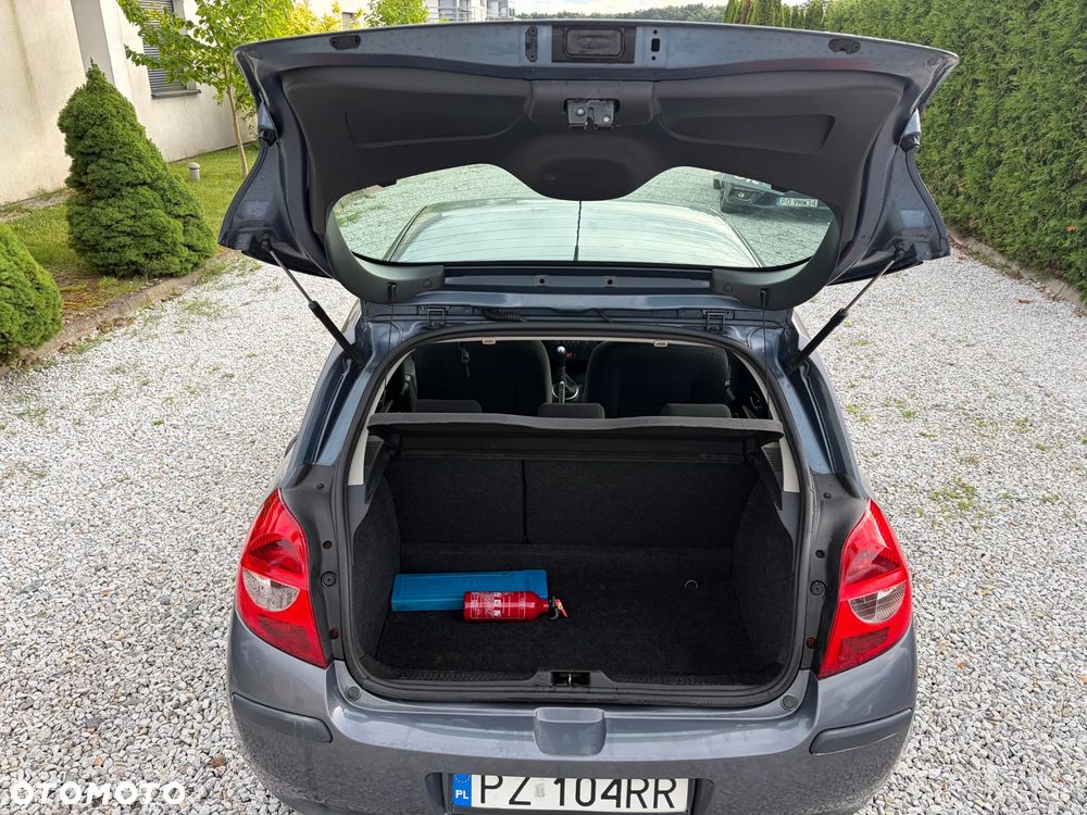 Renault Clio 1.4 16V Expression - 14