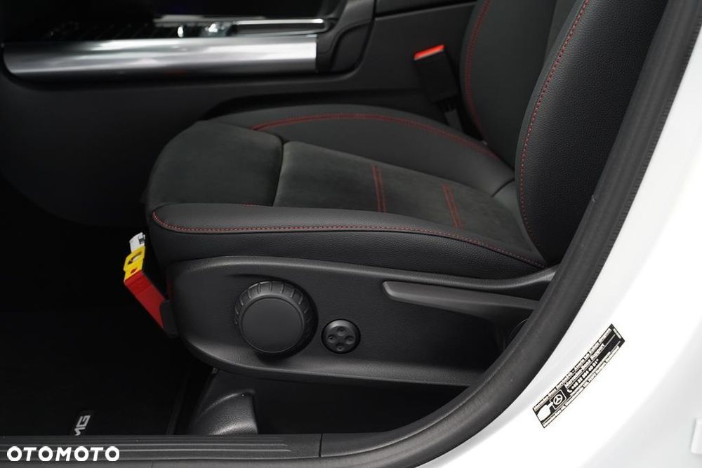 Mercedes-Benz GLA 200 mHEV AMG Line 7G-DCT - 10