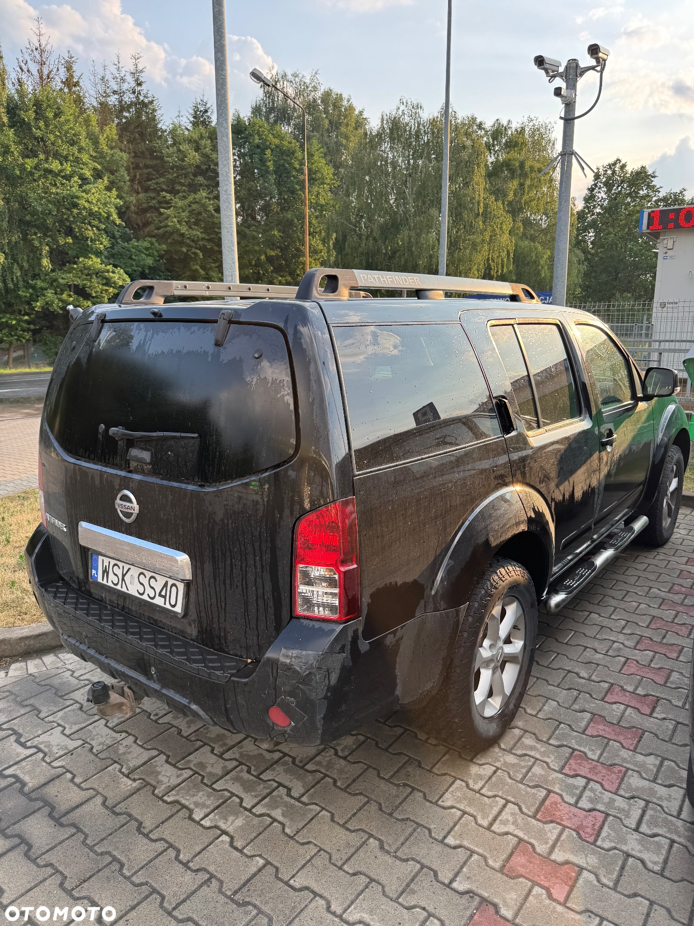 Nissan Pathfinder - 4