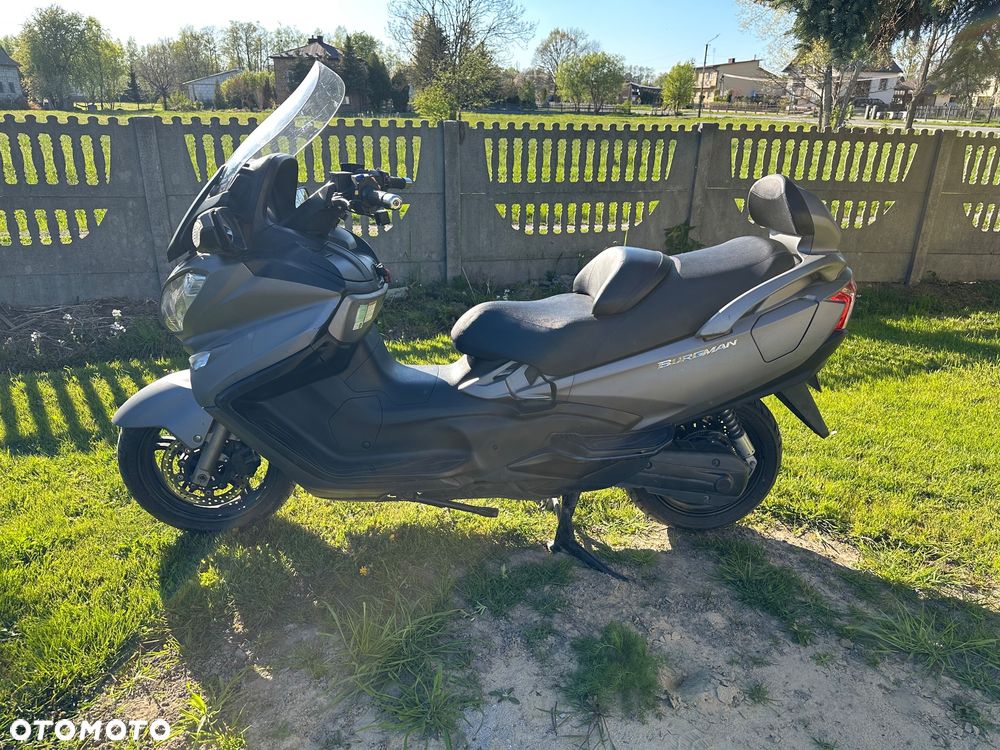 Suzuki Burgman - 3