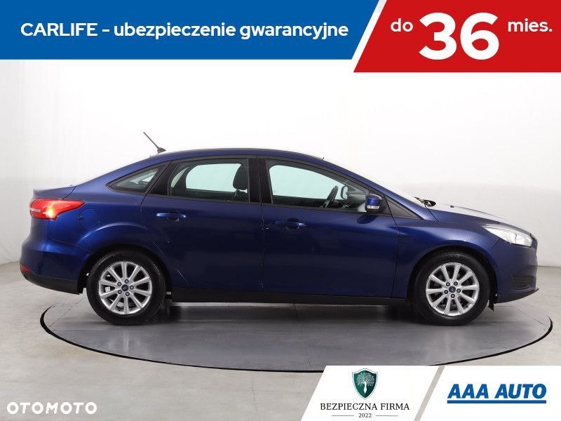 Ford Focus - 8