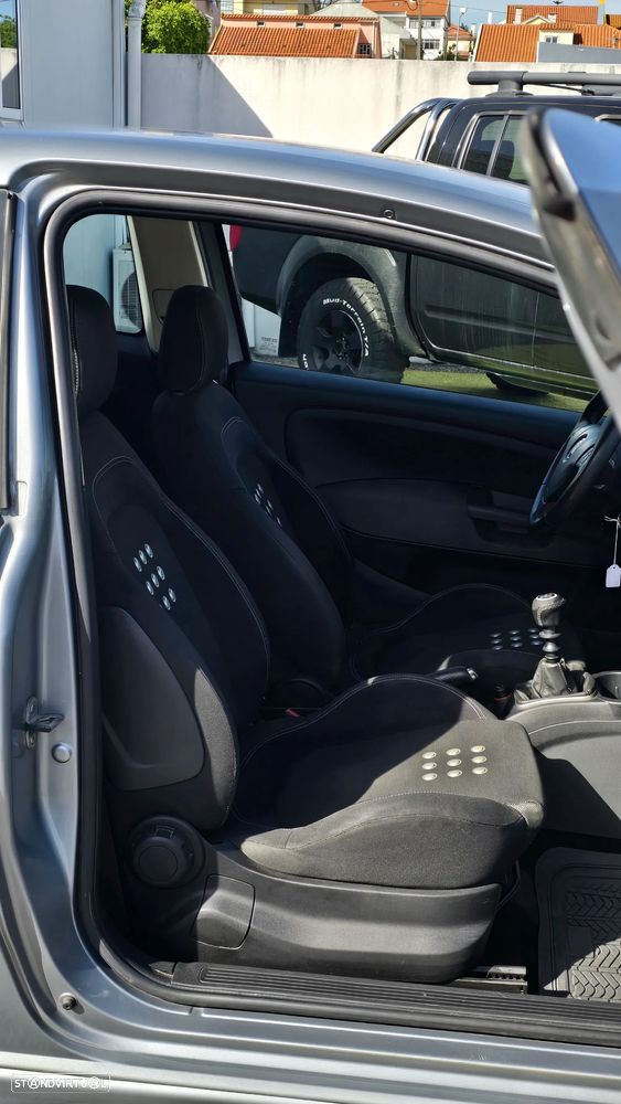 Fiat Grande Punto 1.3 M-Jet Sport - 9