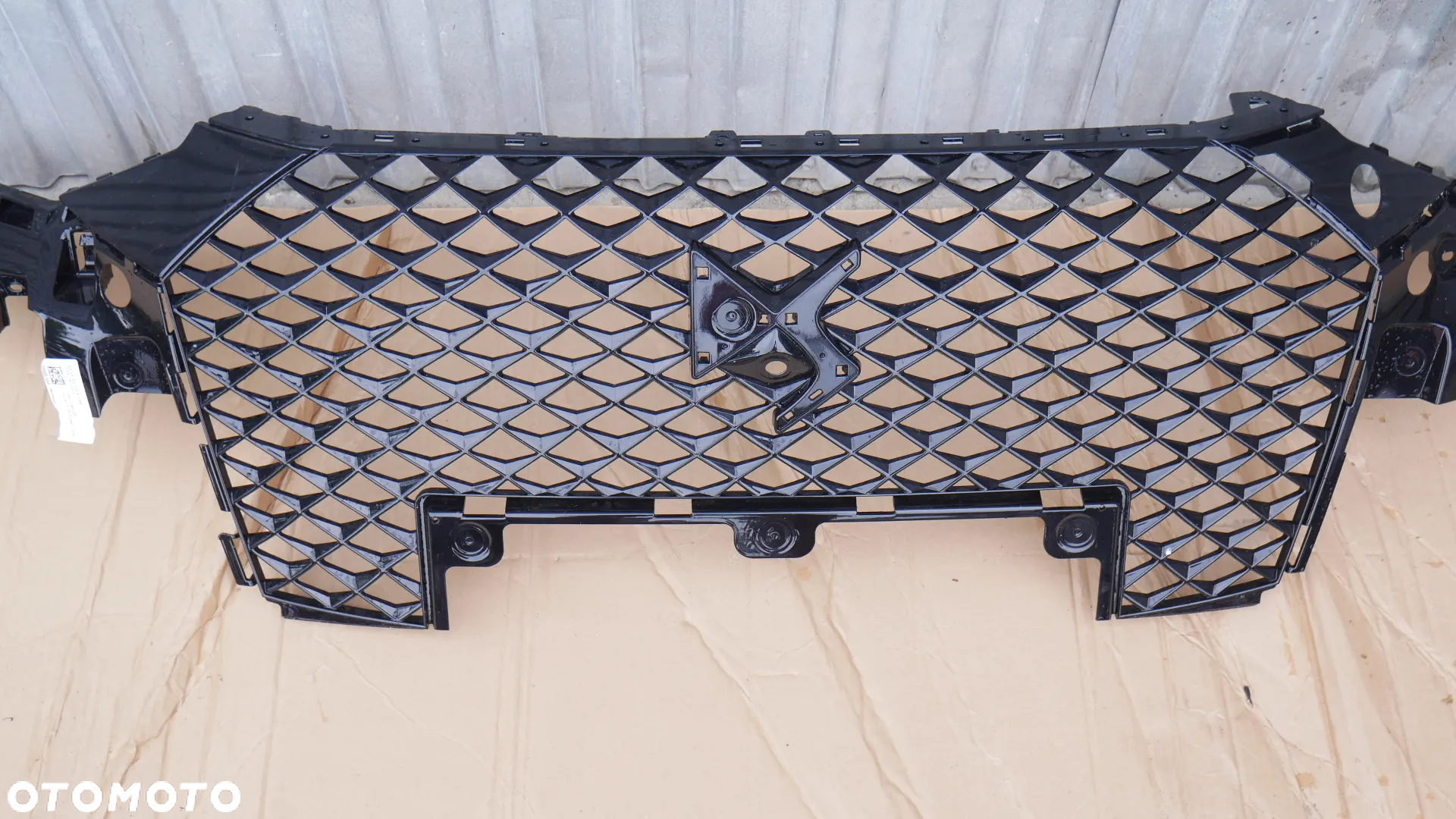GRILL ATRAPA KRATKA PRZÓD ZDERZAK DS4 CROSSBACK - 4