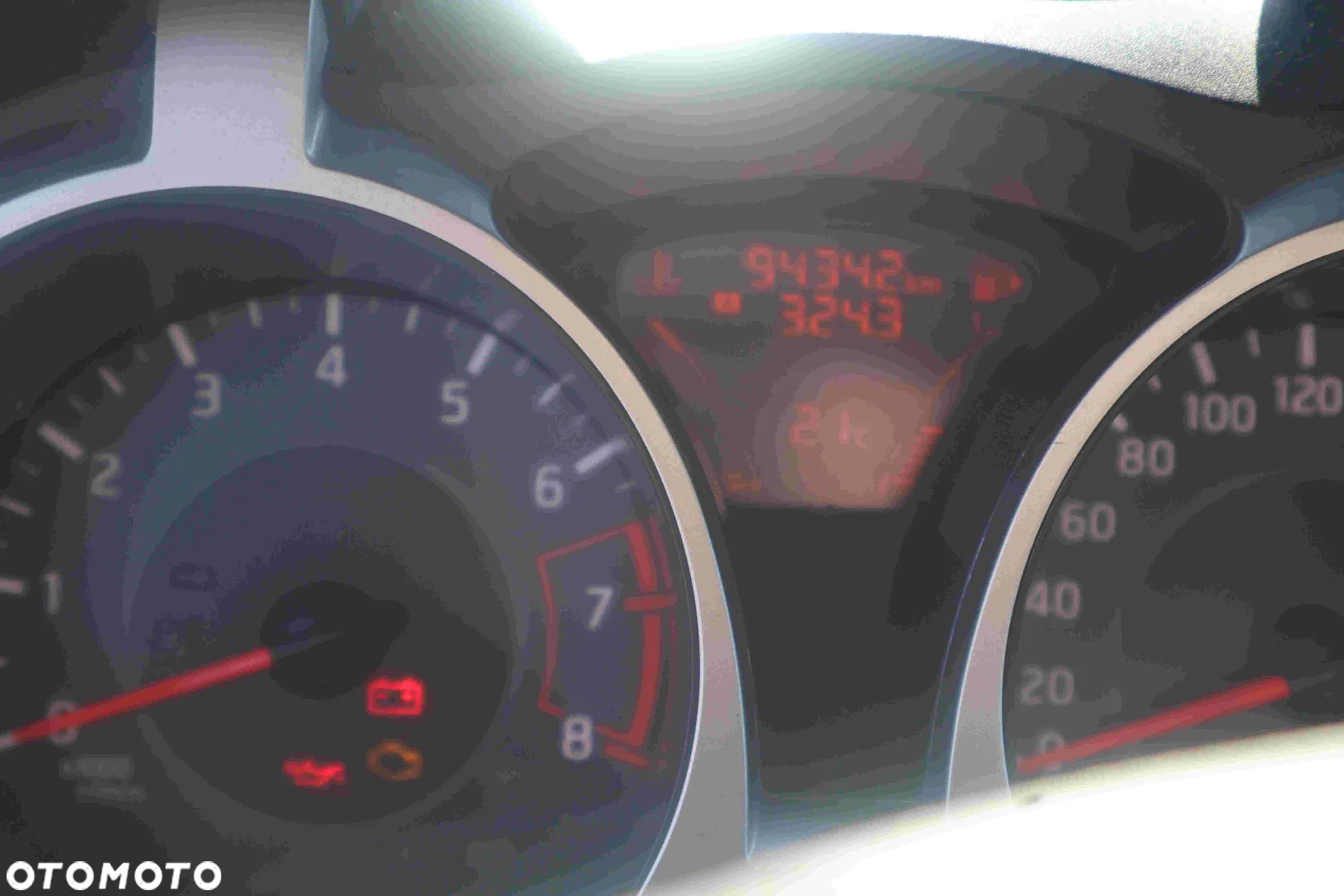 Nissan Juke - 35