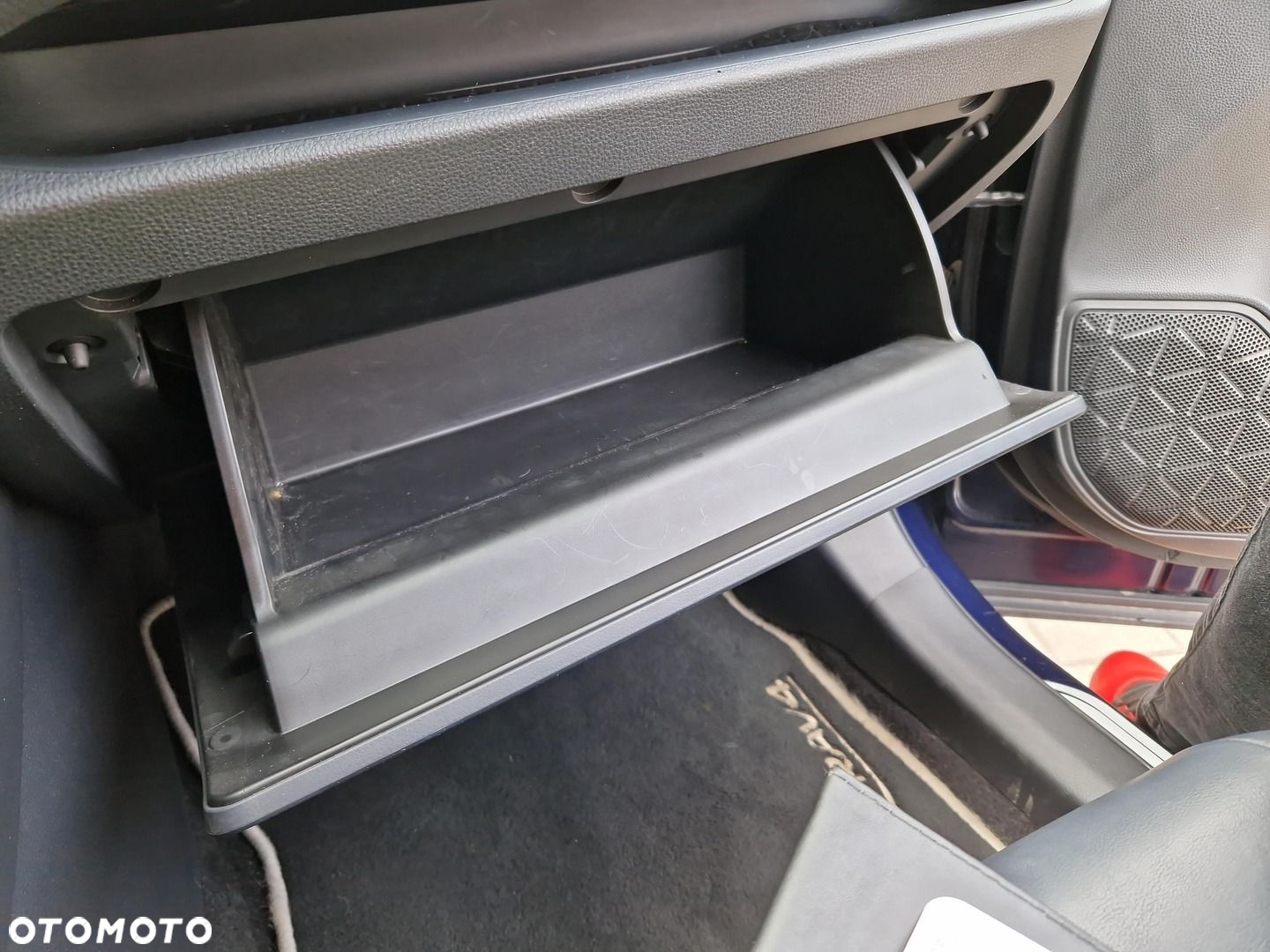 Toyota RAV4 - 23