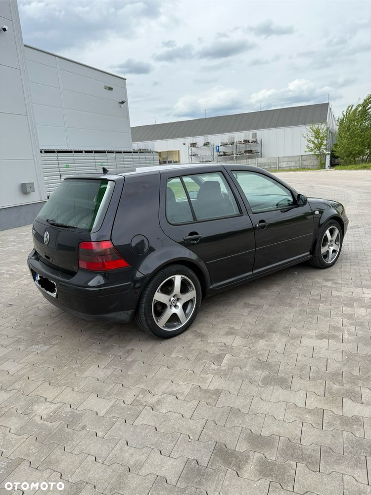 Volkswagen Golf 1.9 TDI Highline - 6