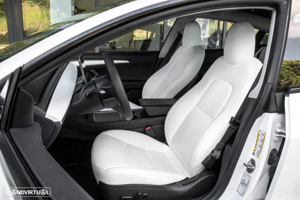 Tesla Model 3 Long Range Tração Integral - 24