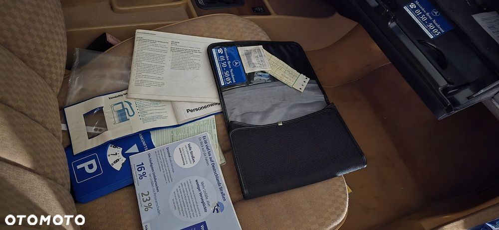 Mercedes-Benz W201 (190) - 18