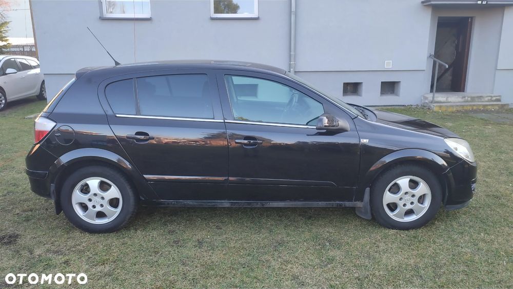 Opel Astra 1.7 CDTI Cosmo - 2