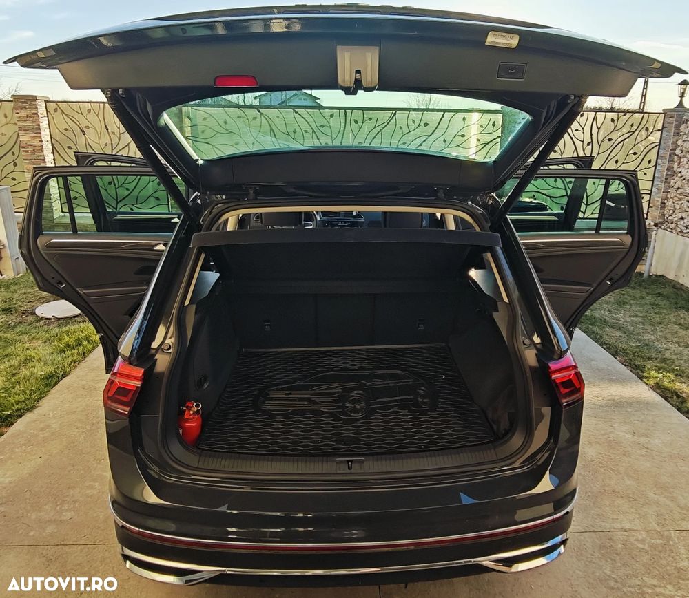 Volkswagen Tiguan - 8