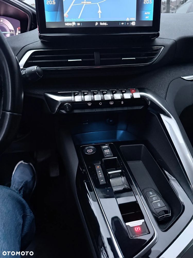 Peugeot 3008 1.5 BlueHDi Allure S&S EAT8 - 19