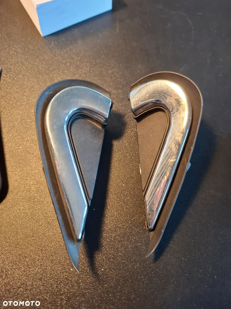 Fiat 500x zaślepki prawa lewa 735572519RH - 1