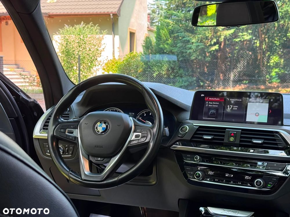 BMW X3 xDrive30i Advantage sport - 35