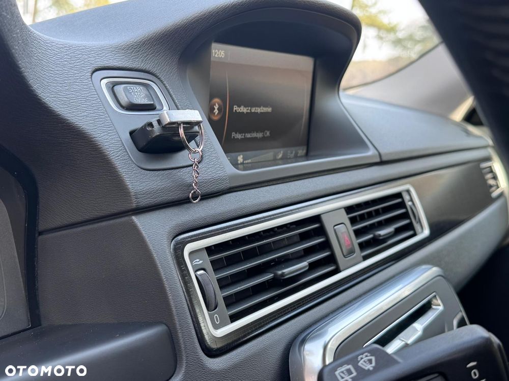 Volvo V70 D3 Geartronic Momentum - 15