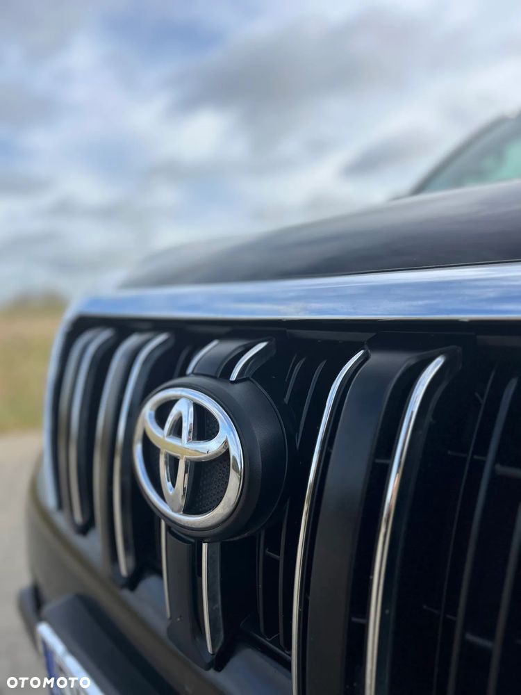 Toyota Land Cruiser LC 2.8 D-4D Prado - 3