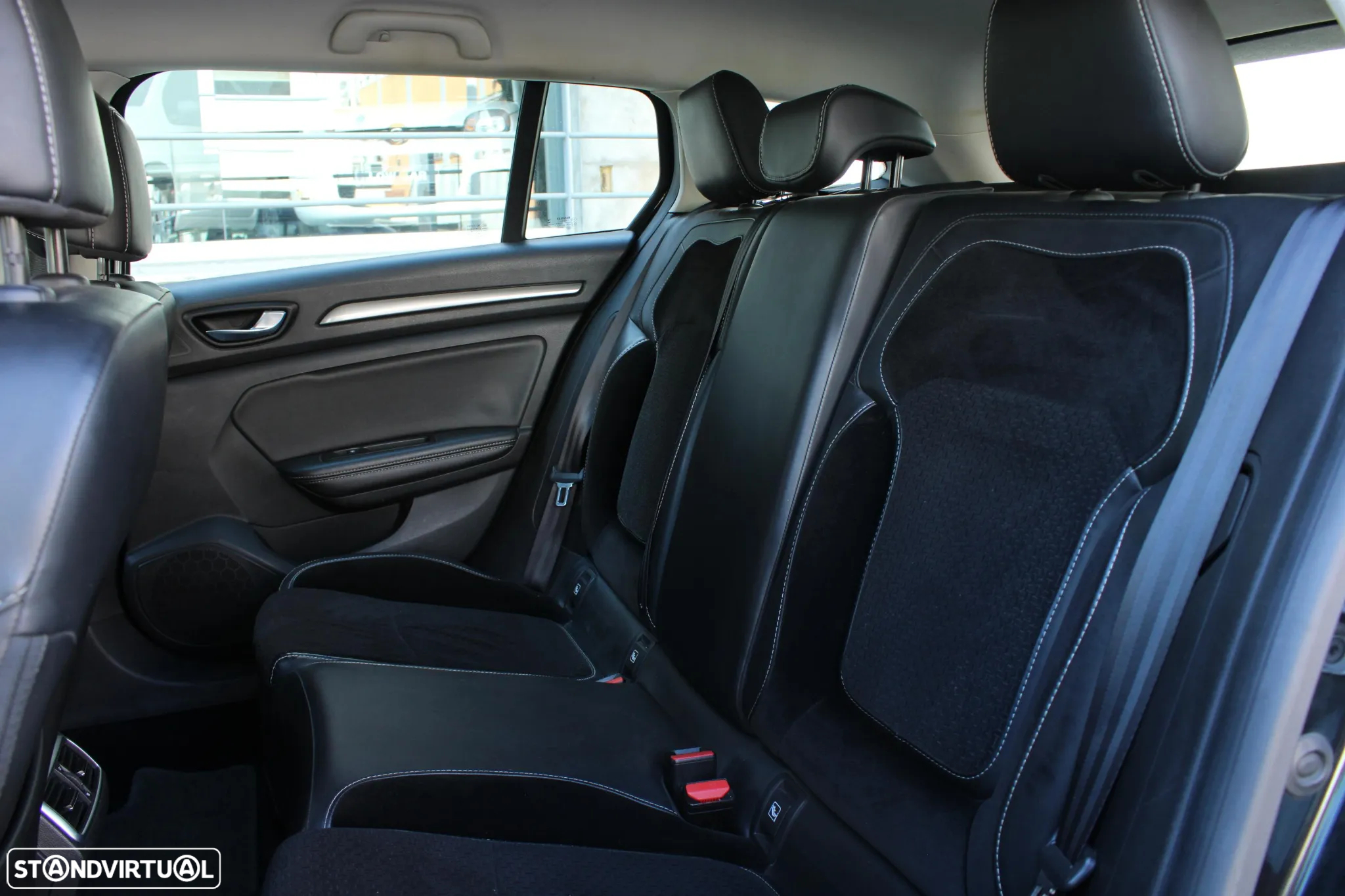 Renault Mégane Sport Tourer 1.5 dCi Dynamique S SS - 33