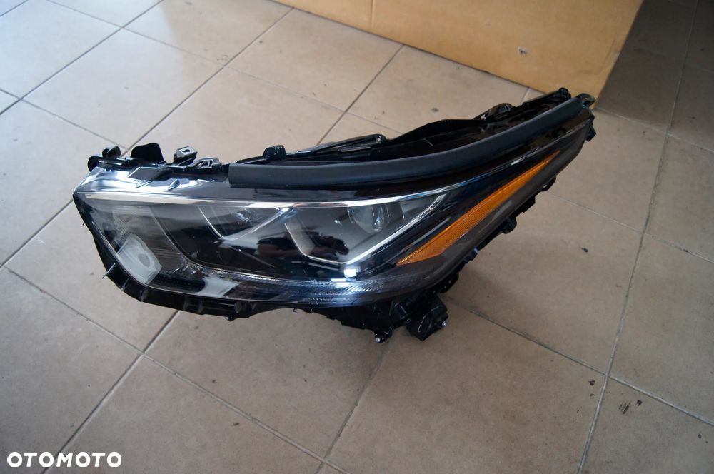LAMPA LEWA PRZÓD TOYOTA HIGHLANDER FULL LED 2019- - 1