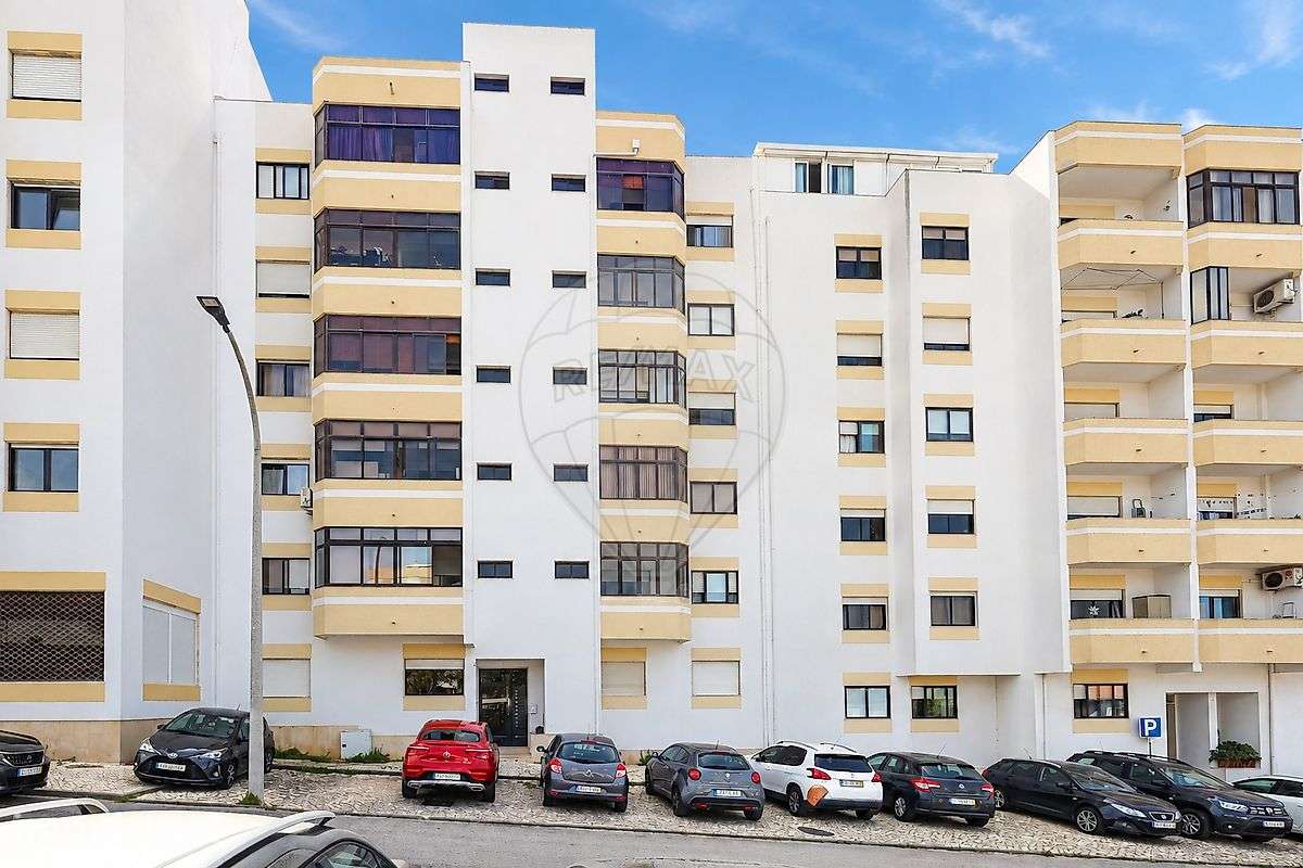 Apartamento T1 para venda - Grande imagem: 2/22
