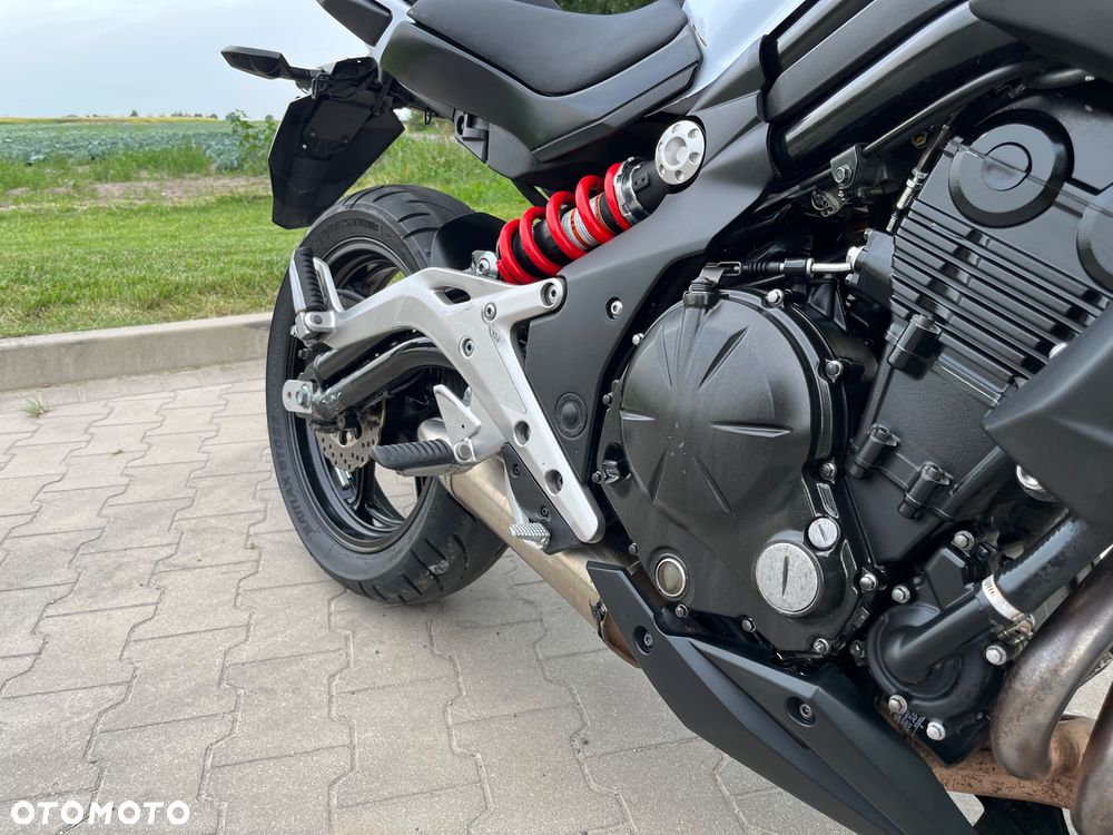 Kawasaki ER - 14