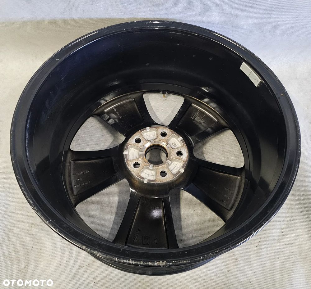 Felga 11H601025A CUPRA TAVASCAN 8x19 ET45 - 3