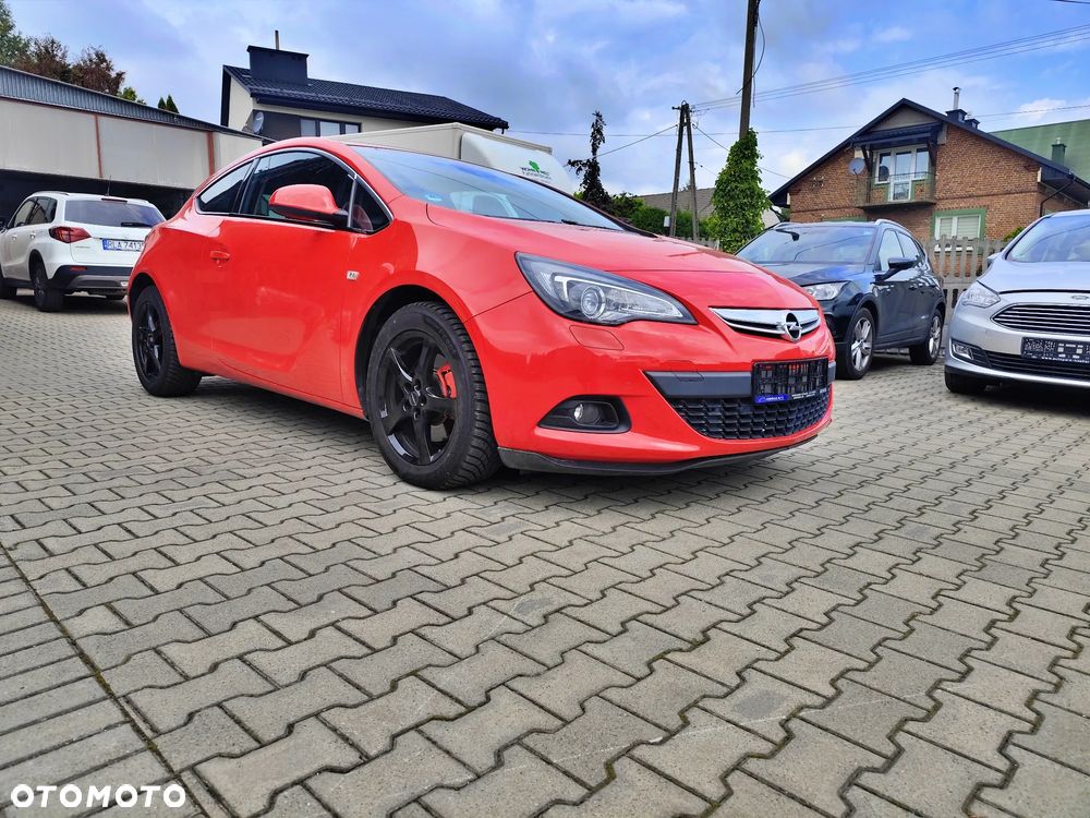 Opel Astra 1.6 Turbo Edition - 1