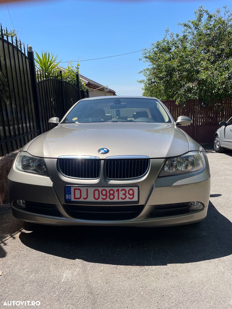 BMW Seria 3 318d - 5