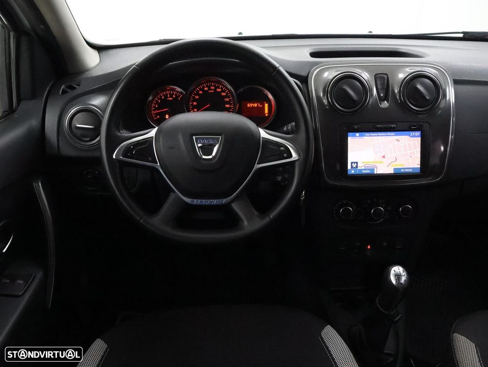 Dacia Logan MCV 0.9 TCe Stepway - 14