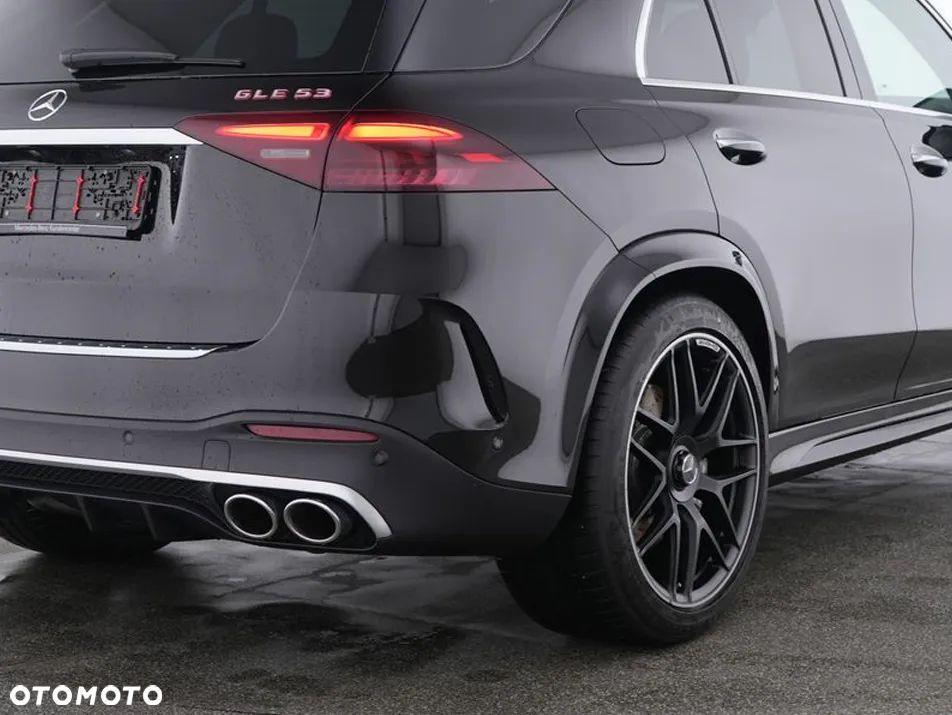 Mercedes-Benz GLE AMG 53 PHEV 4-Matic+ - 6