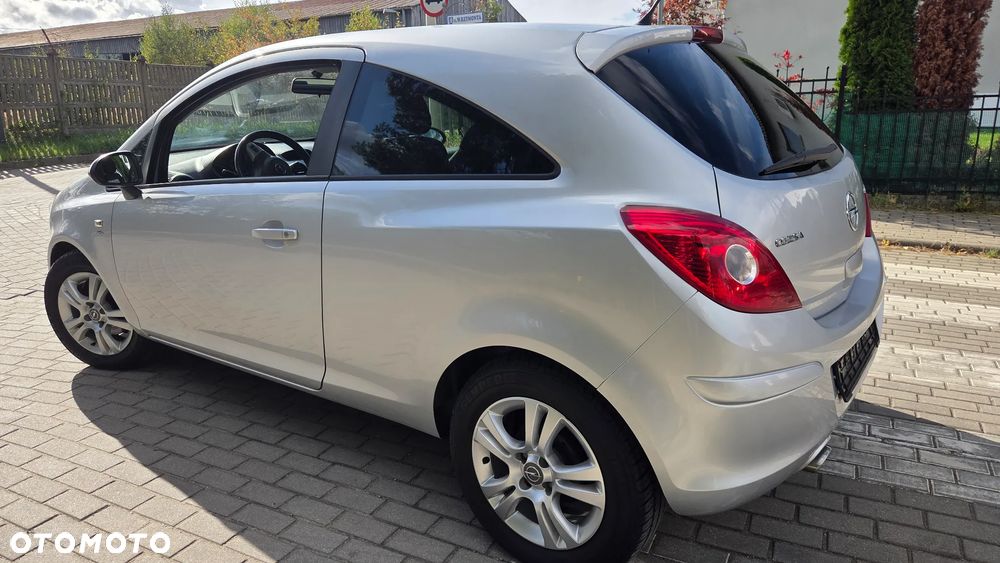 Opel Corsa - 3