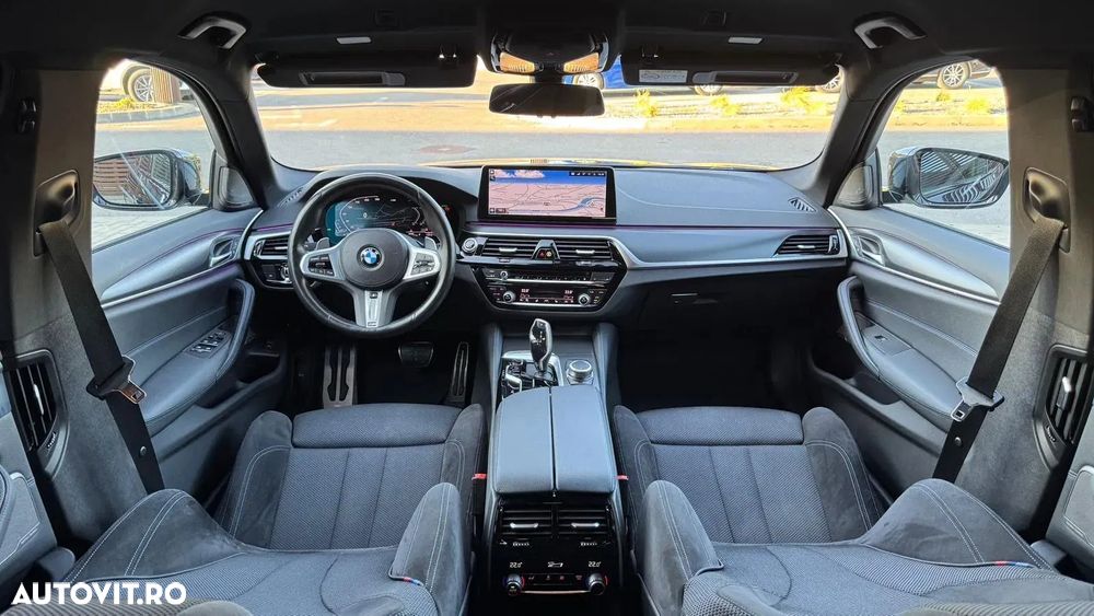 BMW Seria 5 520d xDrive Aut. M Sport Edition - 14