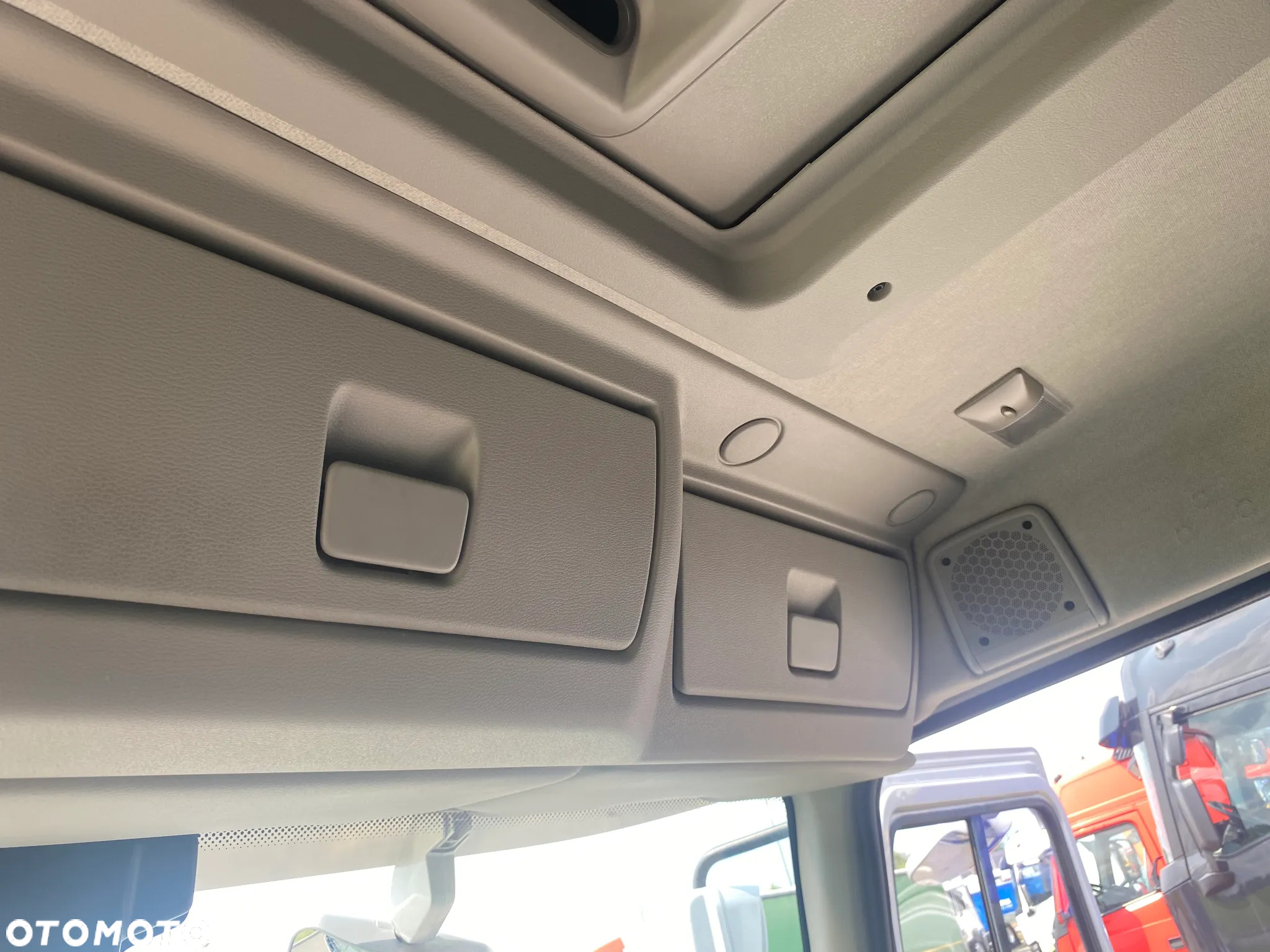 Volvo 2022 FL5 4x2R 240KM - 21
