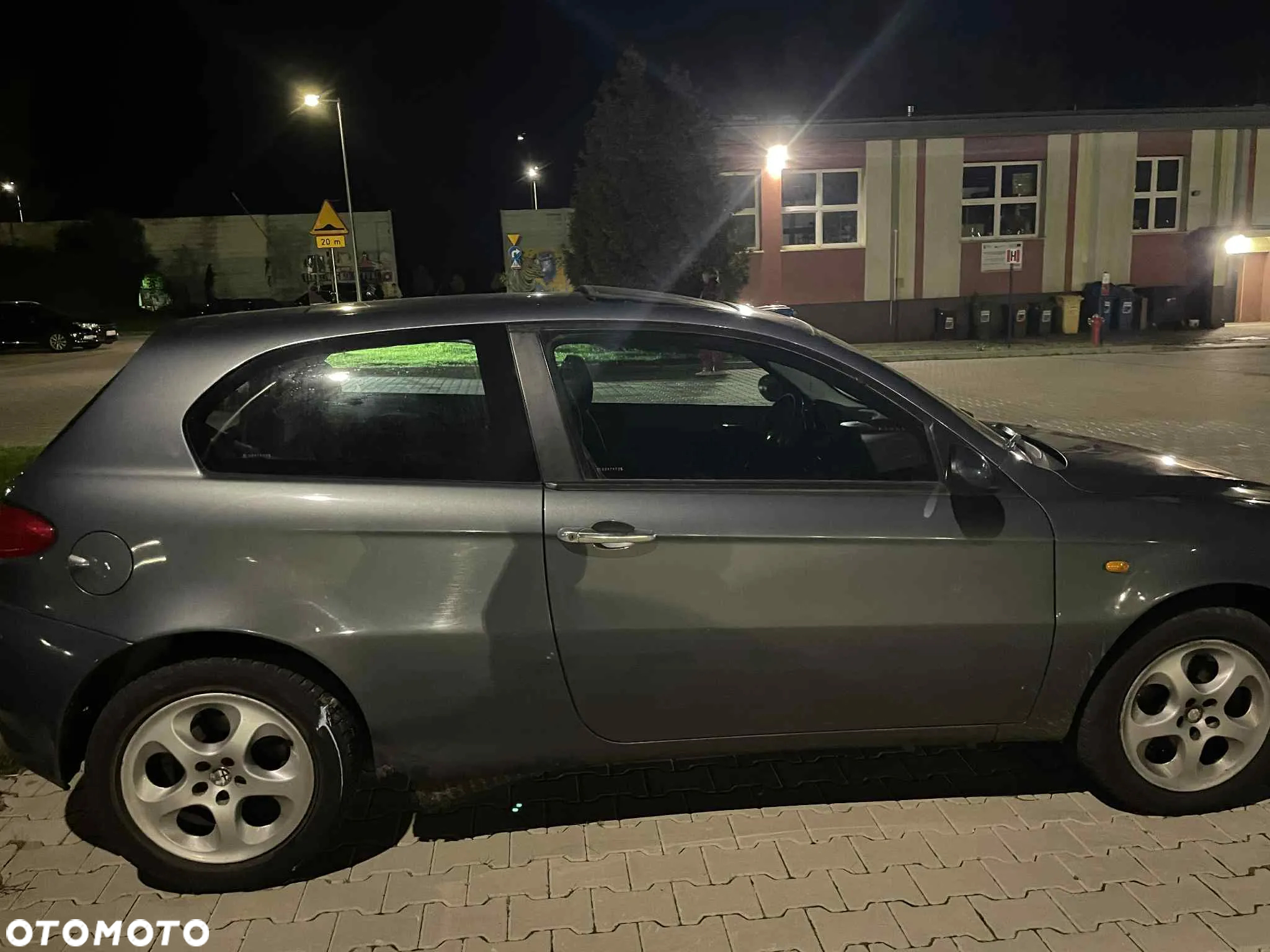 Alfa Romeo 147 1.9 JTD Distinctive - 5