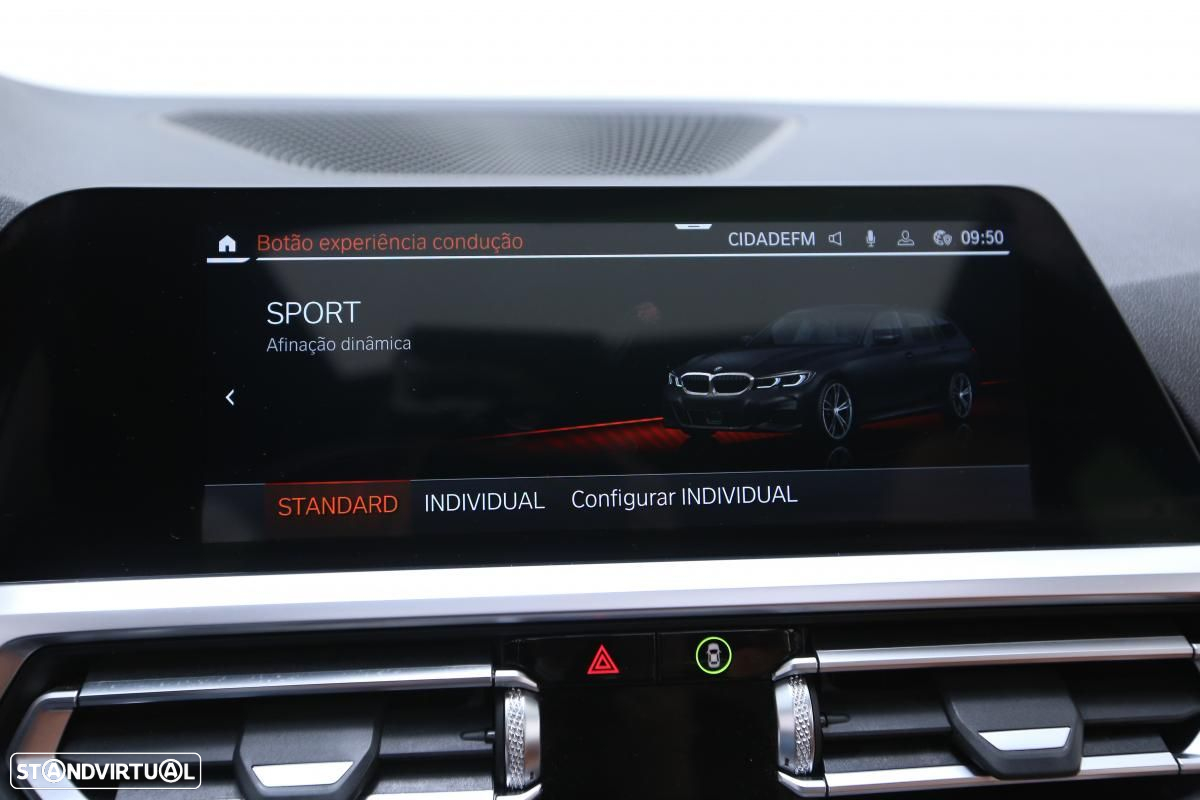 BMW 320 d Touring Pack M Auto - 30