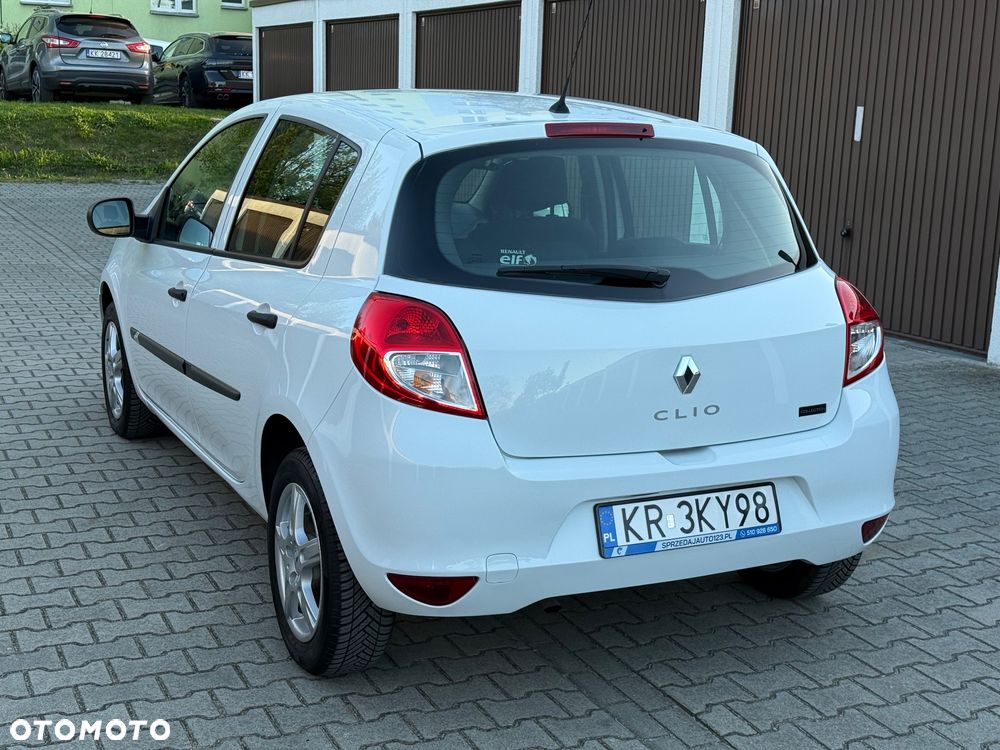 Renault Clio 1.2 16V Expression - 4