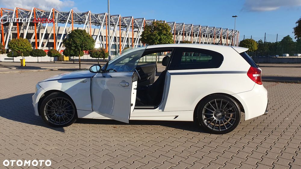 BMW Seria 1 123d - 26