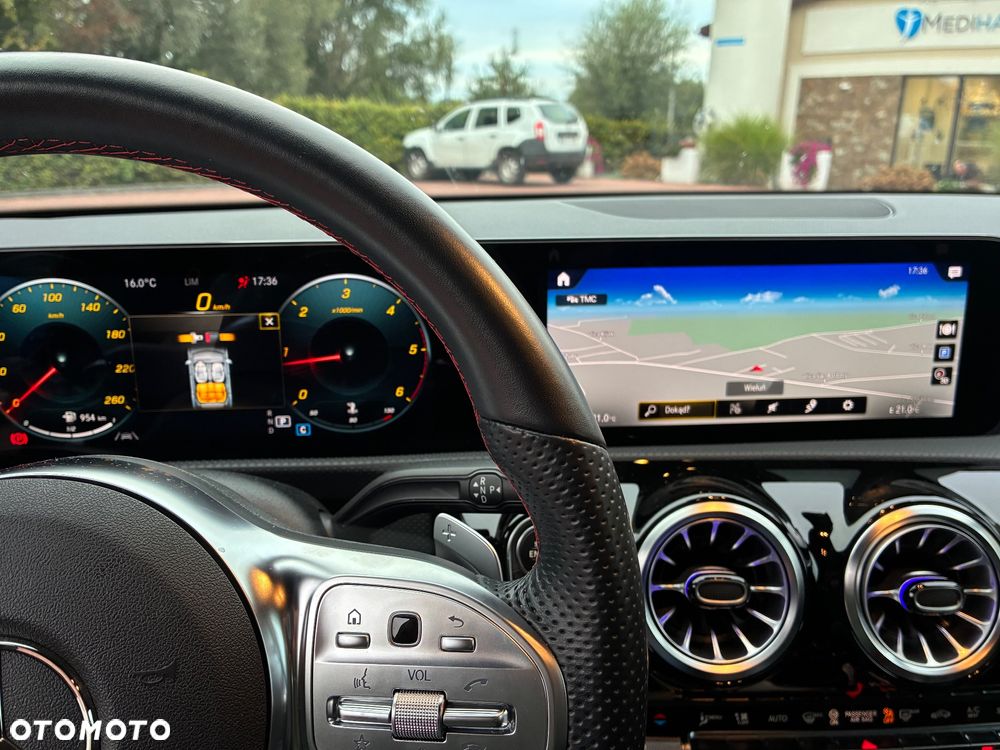 Mercedes-Benz CLA 220 d 4-Matic AMG Line 8G-DCT - 9