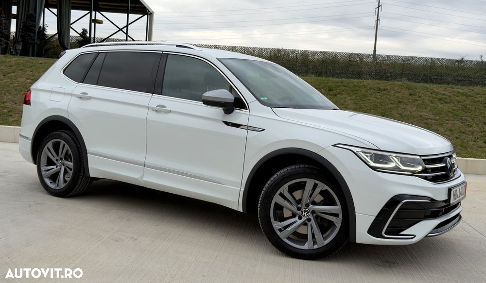 Volkswagen Tiguan 2.0 TDI SCR 4MOTION DSG R-Line - 22