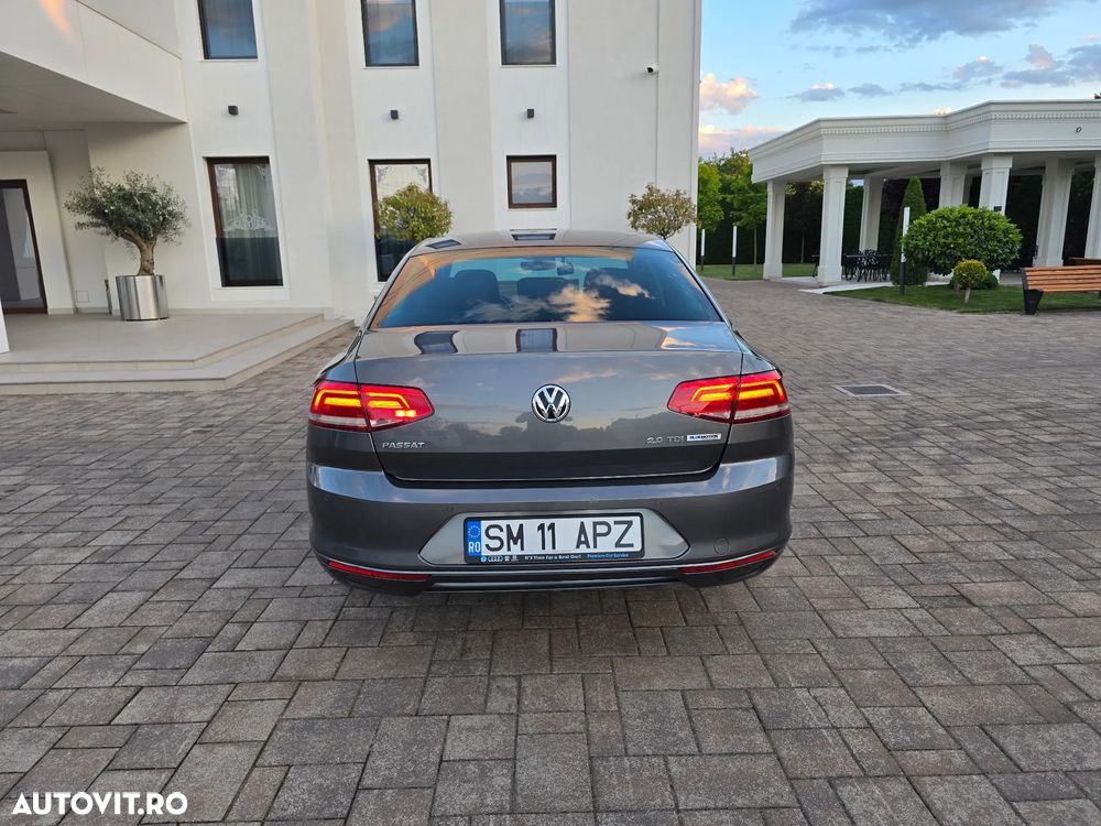 Volkswagen Passat 2.0 TDI DSG Comfortline - 37