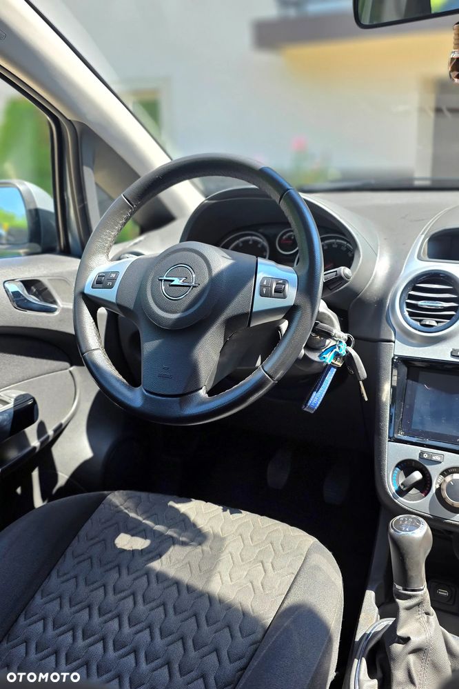 Opel Corsa - 7