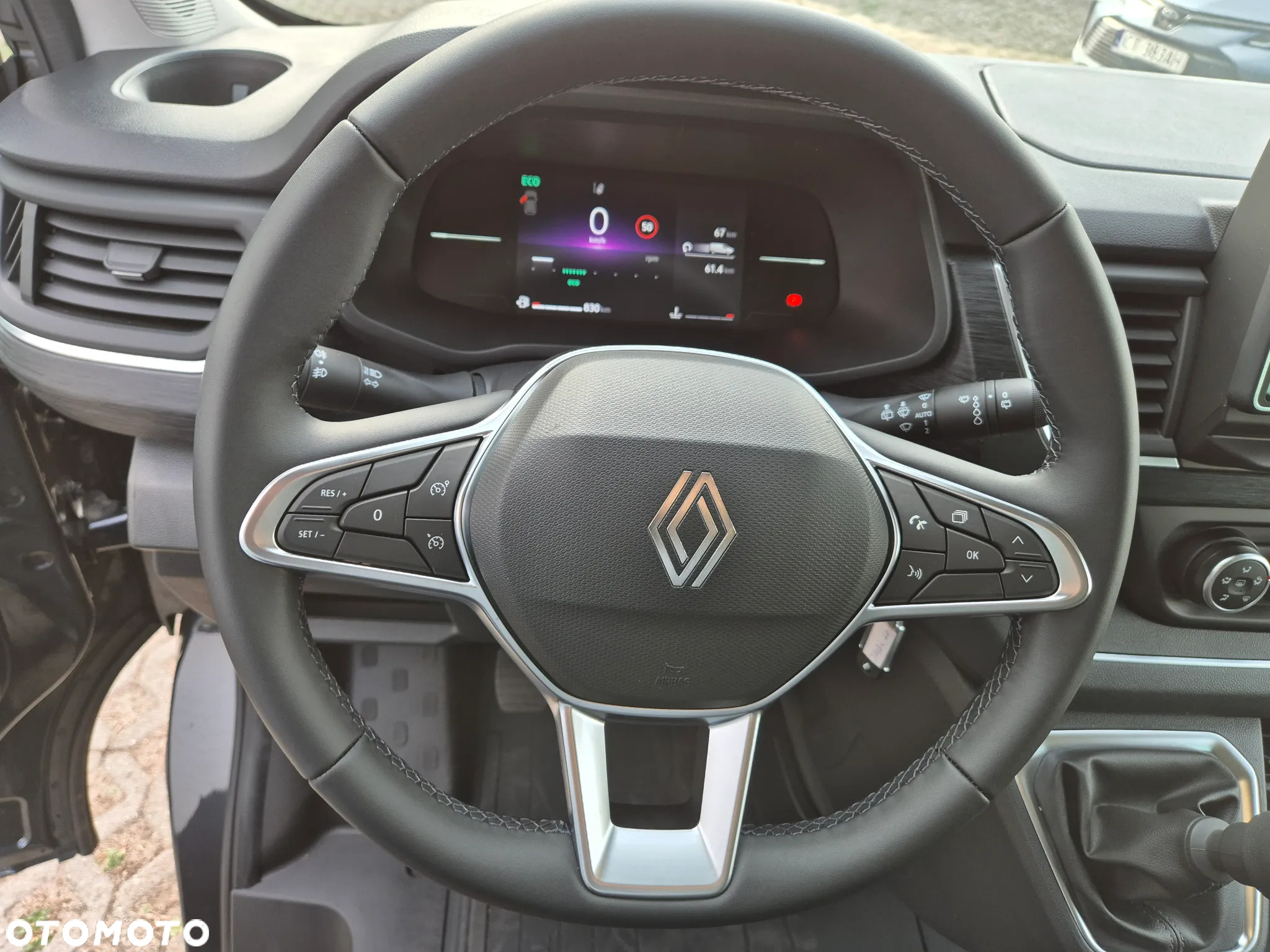 Renault Trafic - 16