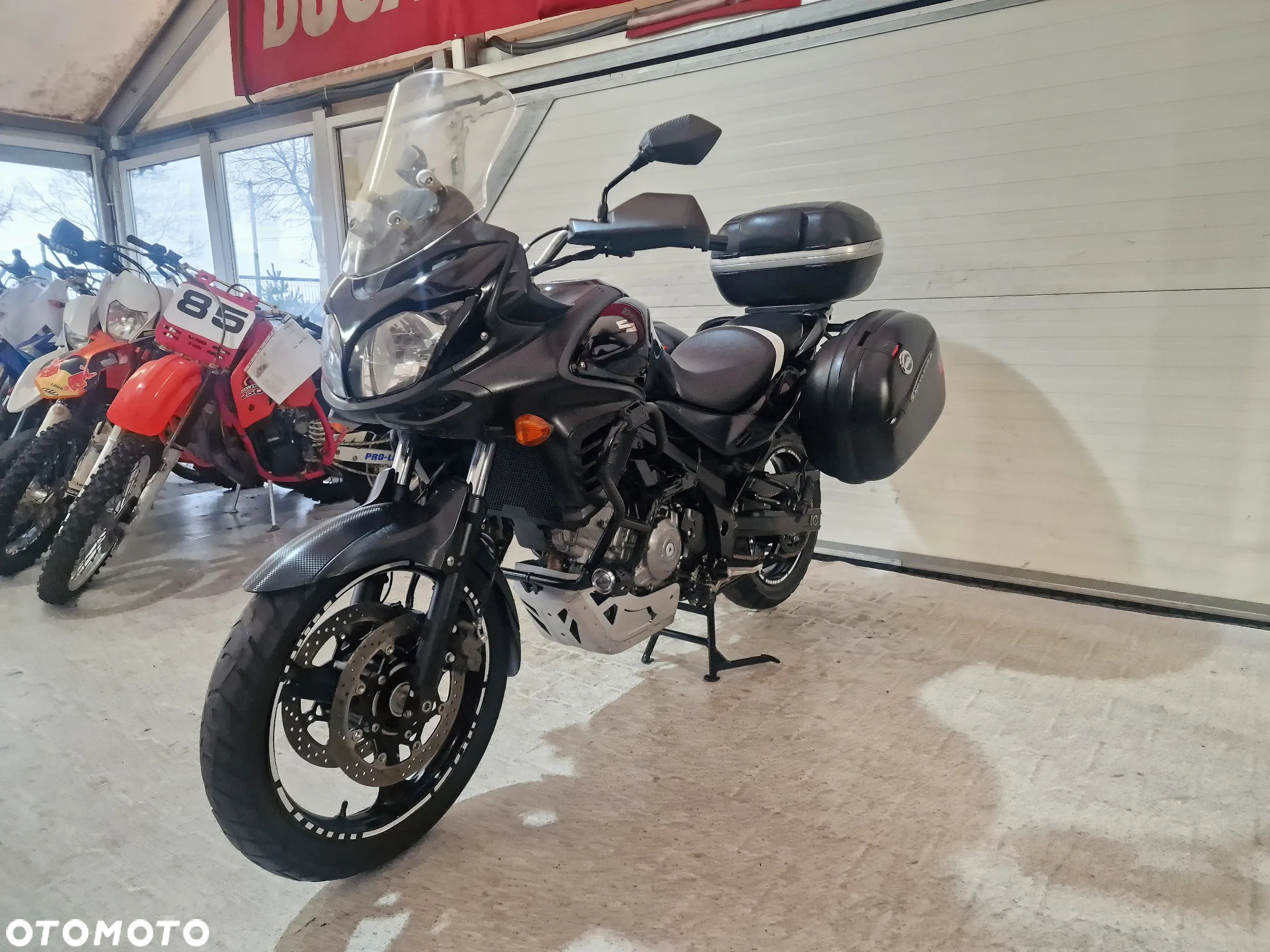 Suzuki DL - 16