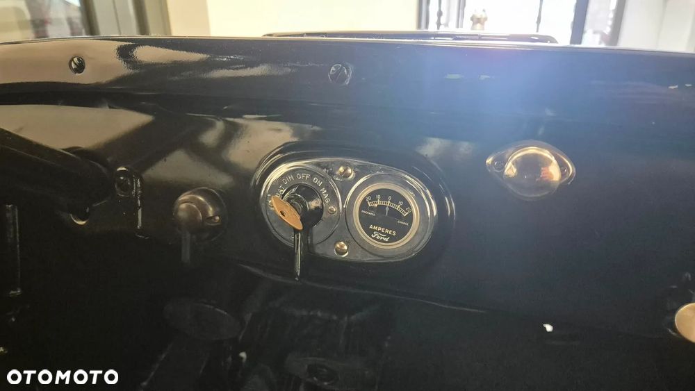 Ford Inny - 11