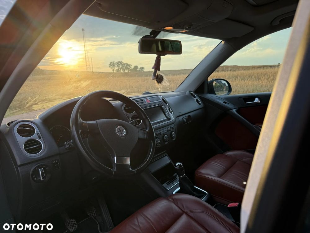 Volkswagen Tiguan 2.0 TDI 4Mot Sport&Style - 6