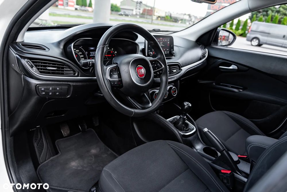 Fiat Tipo 1.4 T-Jet Business Line - 6