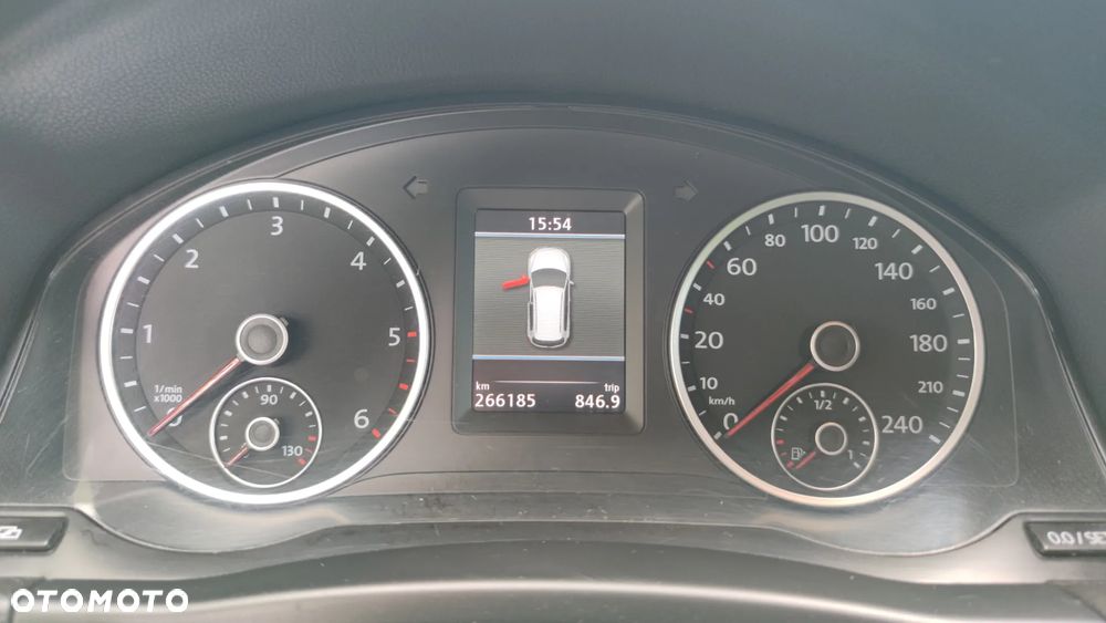 Volkswagen Tiguan - 9